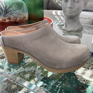 Dansko clogs size 39